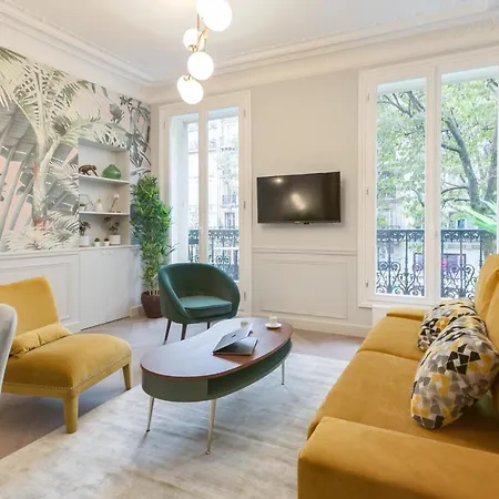 Apartment Stylish 2bd House In Central By Guestready *