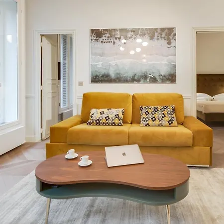 Stylish 2bd House In Central By Guestready * Paris